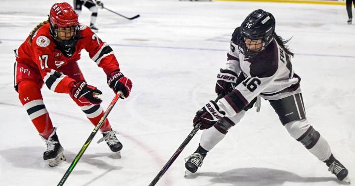 Union women's hockey vs. RPI in 7 photos