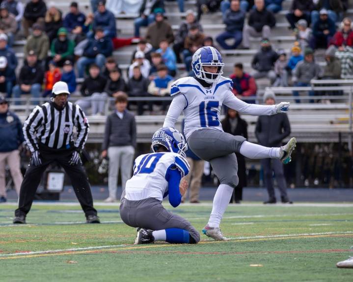 Photo Gallery for the St. Clair Shores Lakeview vs. Grosse Pointe South football Division 2 district finals