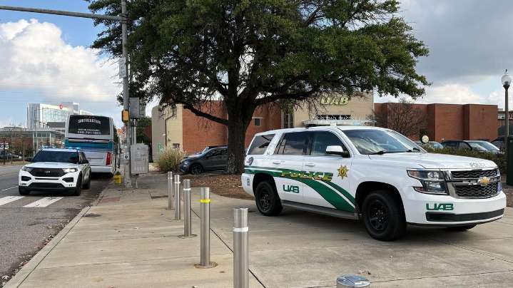 UAB player charged with attempted murder in stabbing of 2 teammates, court records show