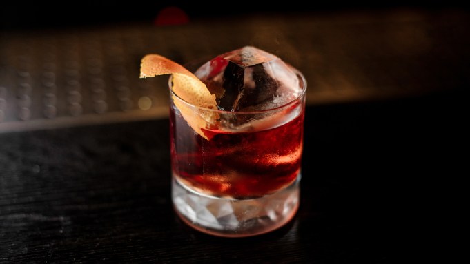 Best Boulevardier Recipe: How to Make a Bourbon Negroni Cocktail