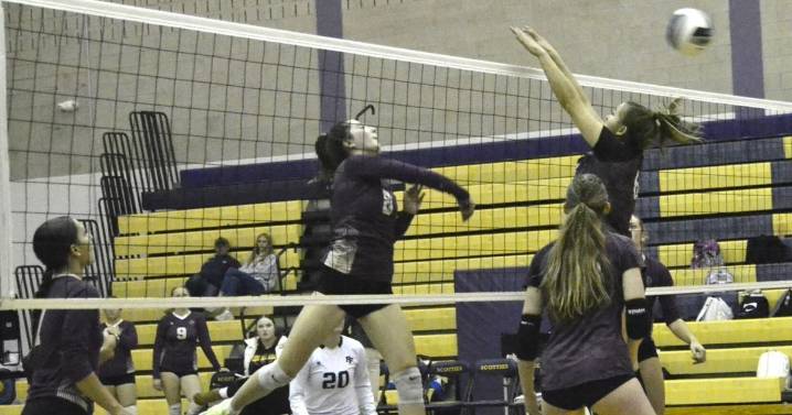 Fonda-Fultonville girls' volleyball rallies to earn spot in Section 2 Class C title game against Galway