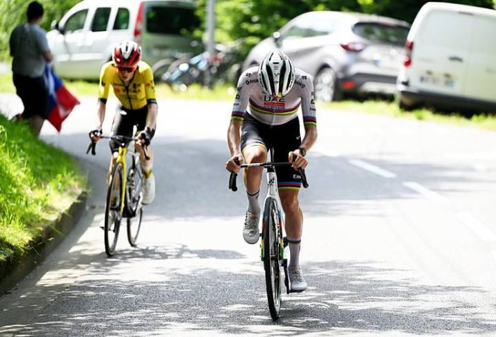 “Pensé que Vingegaard era el mejor en Grandes Vueltas, pero este año ambos llegaron sanos y Pogacar lo arrasó”