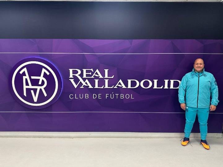 De exgobernador a auxiliar de futbol: Enrique Alfaro se suma al cuerpo técnico del Real Valladolid