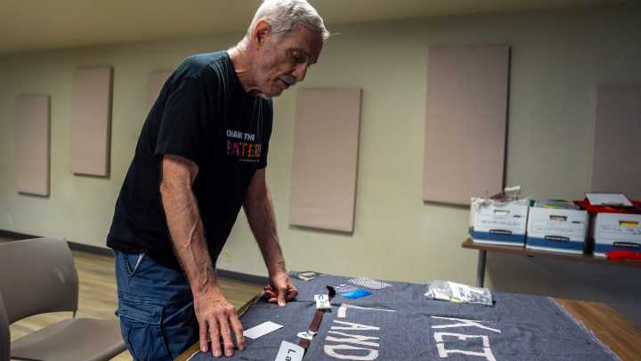 Palm Springs man brings healing through AIDS quilt panel
