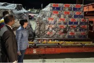 Arriba cargamento con 135 mil nuevas vacunas provenientes de la India