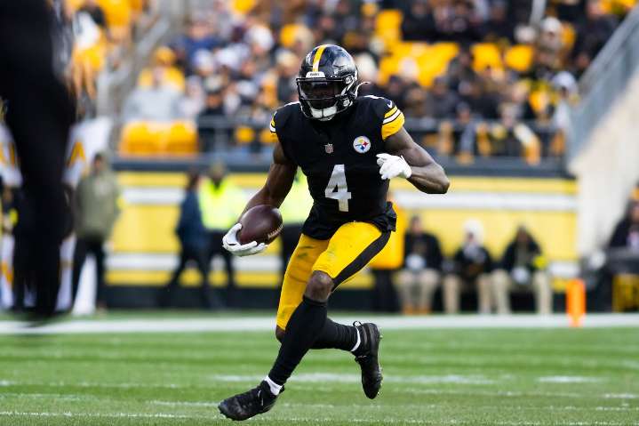 Pittsburgh Steelers suffer multiple injuries to star players in Bears loss