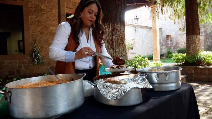 Acuitzio busca el reconocimiento de su tamal y gordita de haba con Feria