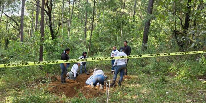 Hallan 4 cuerpos en predio familiar del diputado Bautista Tafolla tras abandonarlo por el crimen organizado en Michoacán