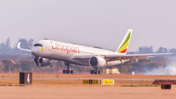 Dubai Airshow 2025: Day 4 Roundup