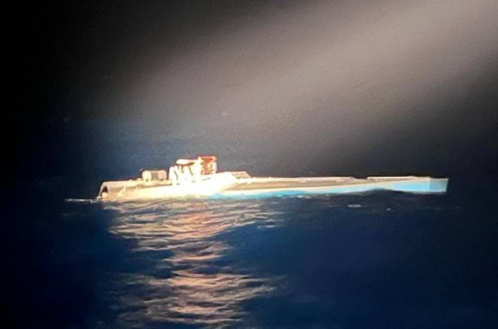 Portugal desmantela un narcosubmarino en alta mar con 1,7 toneladas de cocaína a bordo