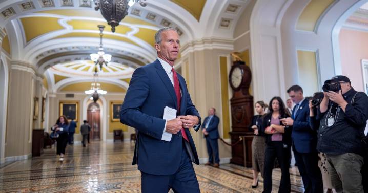 Senate Friday session signals potential breakthrough in longest government shutdown