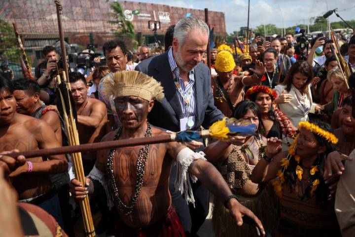 'No one enters, no one leaves.' Protesters block main entrance to COP30 climate talks in Brazil