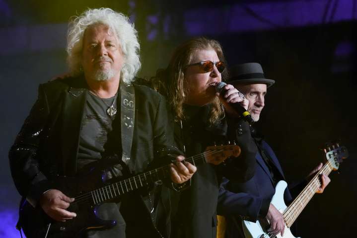 Bandmate says iconic frontman can no longer sing because of dementia