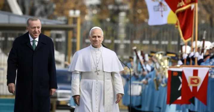 El papa León XIV llegó a Turquía: la agenda en Medio Oriente, su primer viaje al extranjero