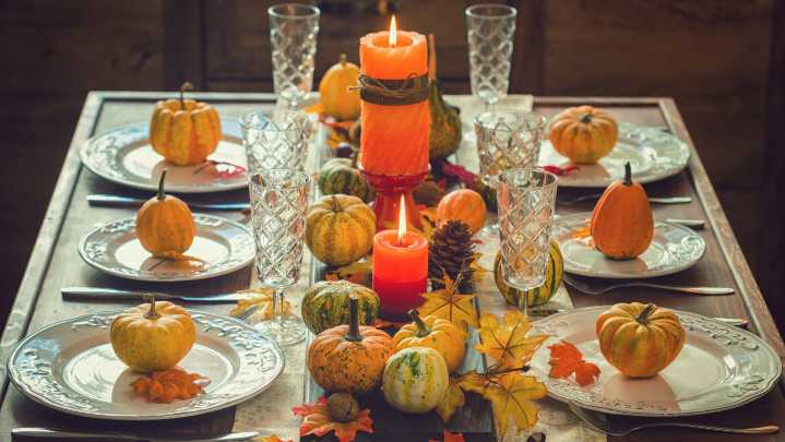 We need some holiday table inspiration. Share your photos with us