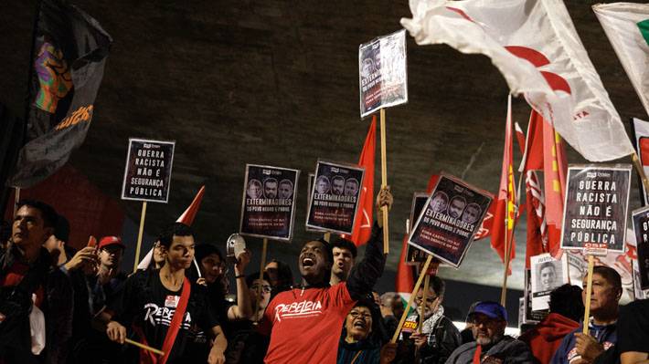 Río de Janeiro vive jornada de manifestaciones tras sangriento operativo policial que dejó más de 100 muertos
