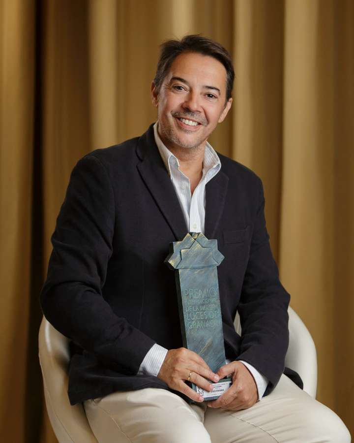 Jesús Vergara gana el Premio Internacional de Fotografía 'Luces de Granada' en categoría Comuniones