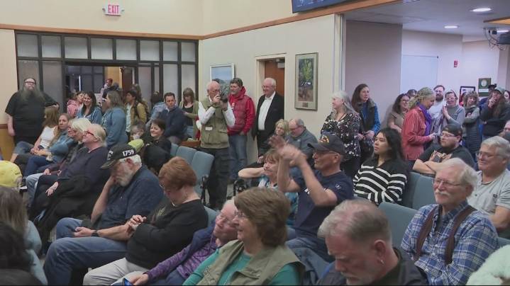 Newport officials, residents raise alarm over potential ICE facility during town hall