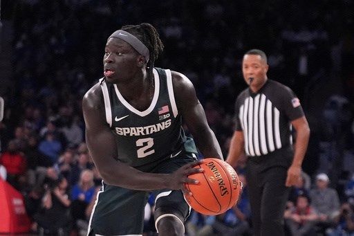 No. 17 Michigan State gets an unexpected 3-point barrage to beat No. 12 Kentucky