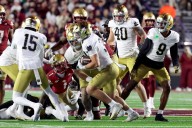 No. 9 Notre Dame's defense faces a new challenge in No. 22 Pitt