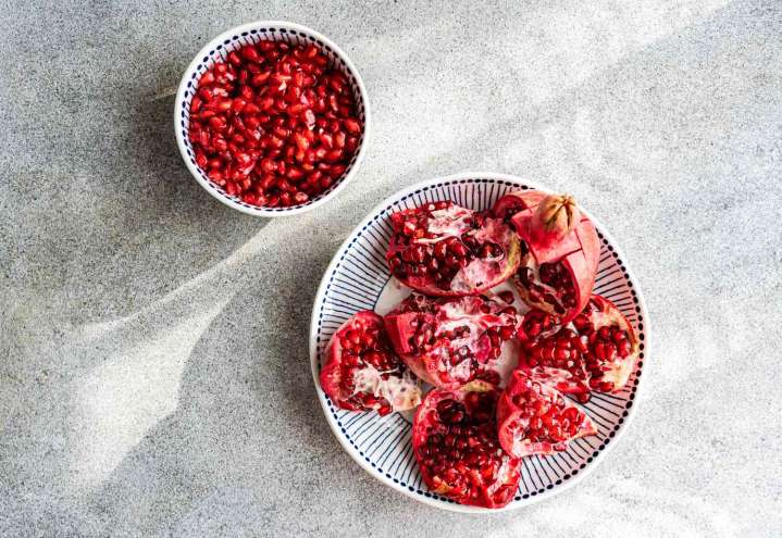 What Happens to Your Blood Sugar When You Eat Pomegranates on an Empty Stomach
