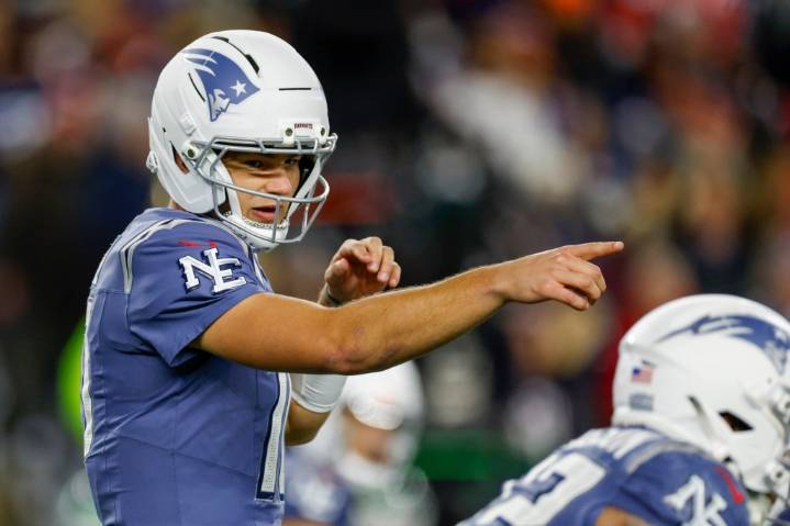 Fantasy Football Week 12: Who to Start, Sit and a Sleeper for every game