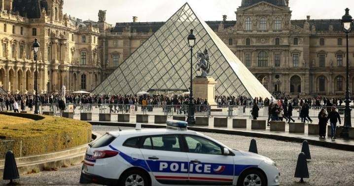 Four more people arrested in connection with Louvre jewel heist