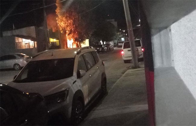 Se incendia vivienda en la colonia Apolo de Acuña