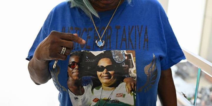 Jurors hears closing arguments in trial of Ohio officer charged in the killing of Ta’Kiya Young