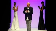 Paul Costelloe, diseñador de moda de la princesa Diana, muere a los 80 años