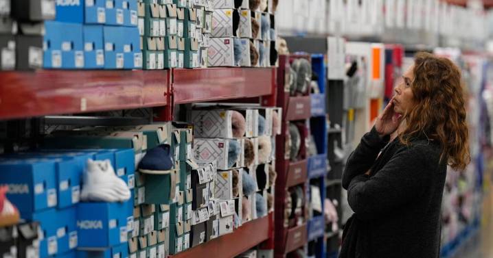 Trump ramps up new effort to convince a skeptical public he can fix affordability worries