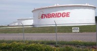 Enbridge approves US$1.4 billion project to boost Canadian oil flows to U.S. refiners