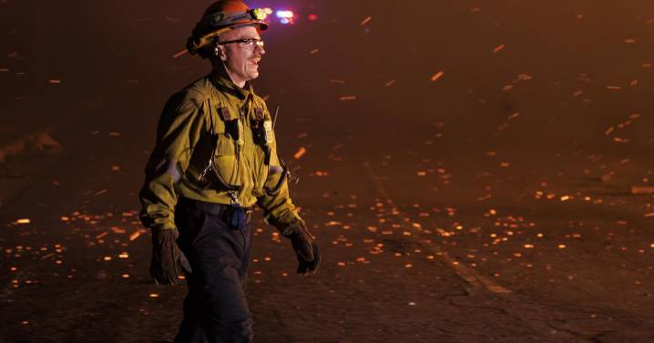 Fire marched toward west Altadena hours before official accounts, new report shows