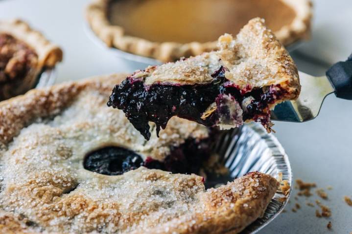 36 Thanksgiving pie specials in Chicago for 2025