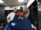 Argentina: el "país más solidario del mundo" celebra el día de los "Ponchos Azules"