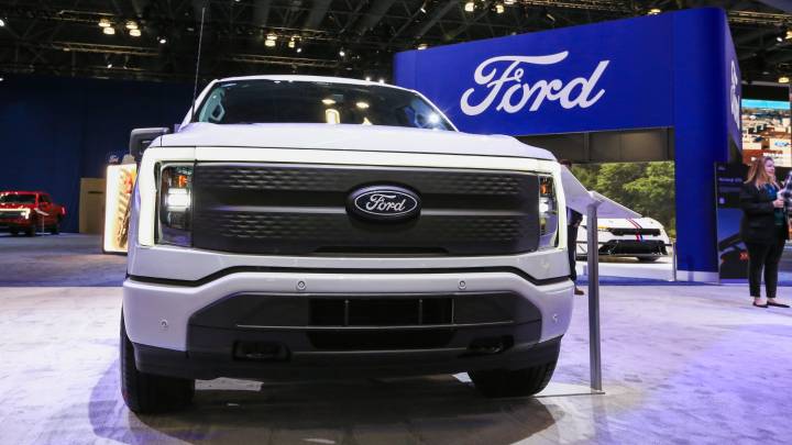 Ford reportedly considers ending production of F