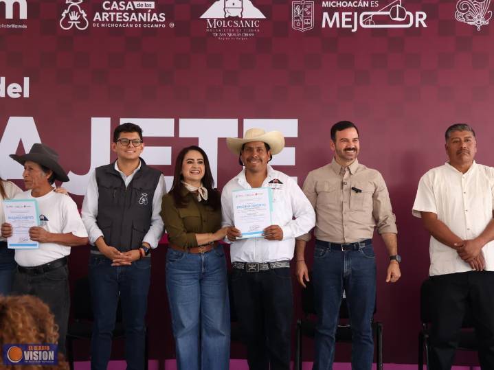 Inaugura Yankel Benítez 10a Feria del Molcajete de San Nicolás Obispo