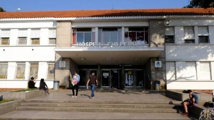 Santa Fe: lo habían condenado por un crimen, cumplía prisión domiciliaria y le disparó a su novia en la garganta