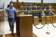 ELA y LAB plantan a Torres tras el rechazo de la iniciativa legislativa sobre el SMI vasco