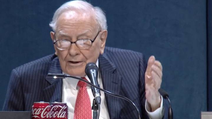 Warren Buffett's Berkshire Hathaway reveals new position in Alphabet