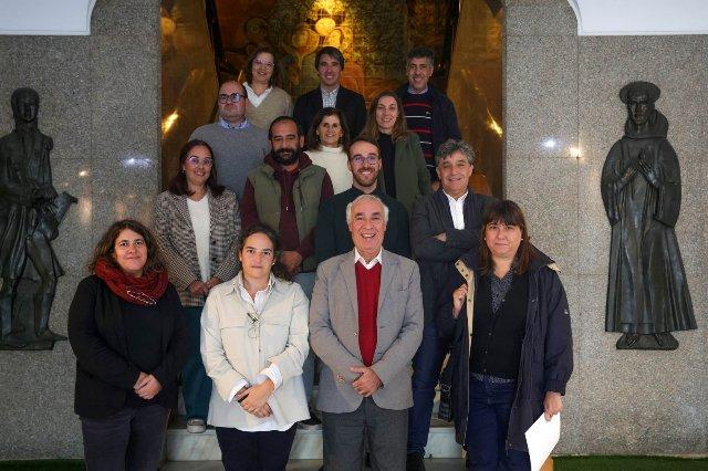 Extremadura y Portugal avanzan en la candidatura conjunta de las cuevas de Maltravieso y Escoural a Patrimonio Mundial