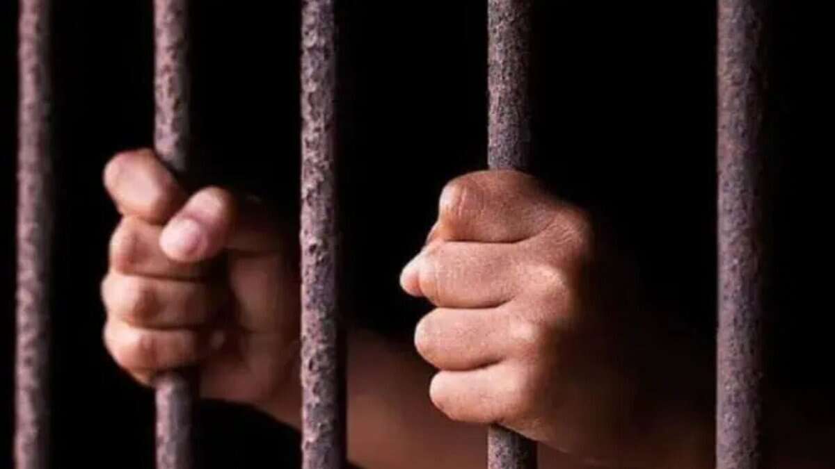 Hyderabad woman held for posing as IAS officer at Kamareddy collectorate