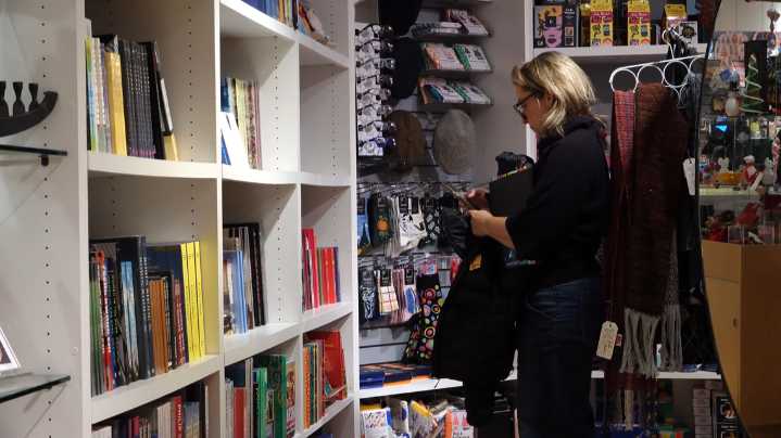 Chrysler Museum offers exclusive deals and festive shopping for Museum Store Sunday