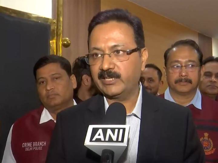 Delhi Police Busts Major Arms Smuggling Racket, Arrests Four