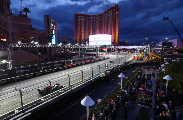‘This place is awesome’: F1 fans excited to be in Vegas