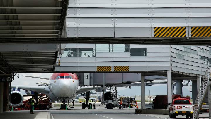 Gobierno hace llamado urgente a Airbus para acelerar la entrega del software pendiente