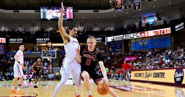 Georgia basketball suffers first loss of season to Clemson