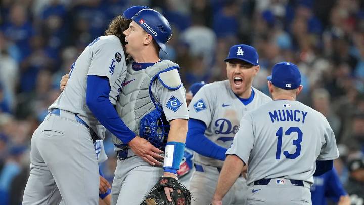 Dodgers survive elimination after Tyler Glasnow's late