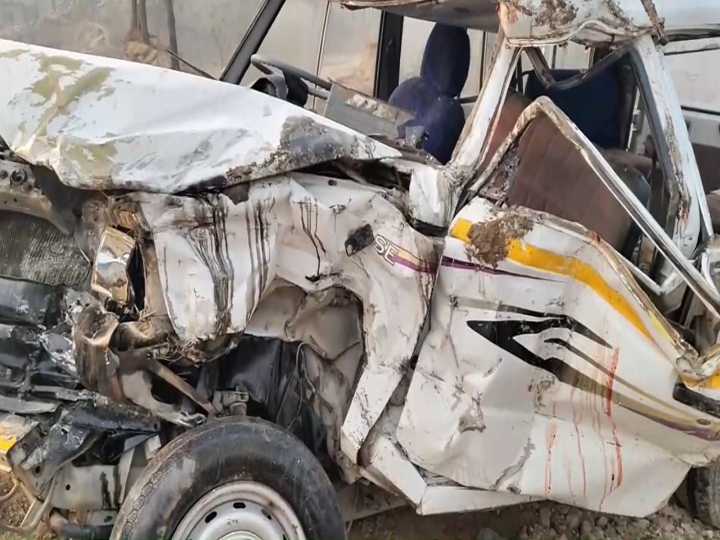 J-K: 4 killed, several injured in road accident in Budgam