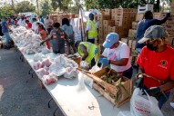 Banco de comida en Florida repartirá comida a empleados federales afectados por el cierre